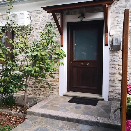 アパート Effrosini Stone ポルタリア