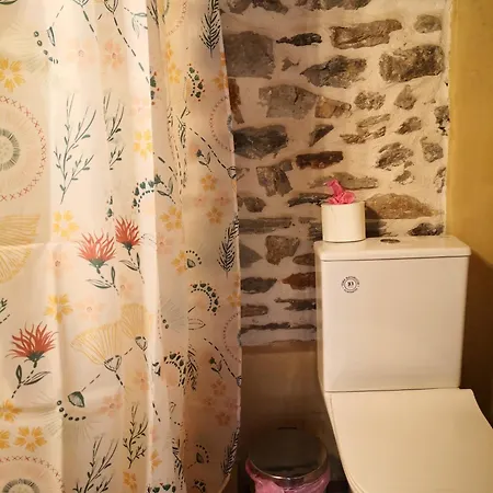 Effrosini Stone アパート ポルタリア